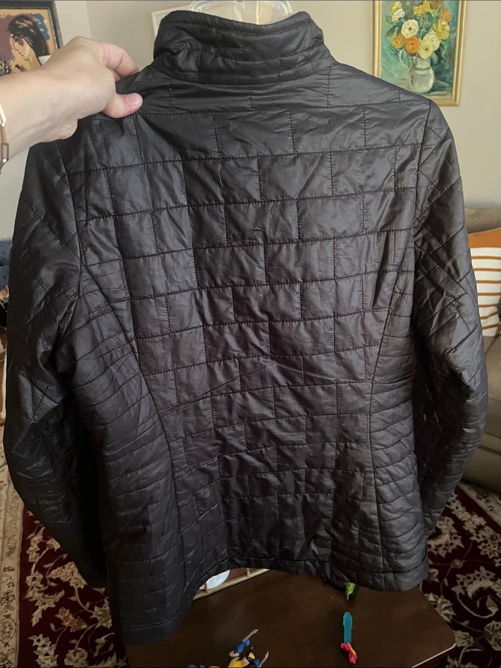 Medium Black Women’s Nano Puff - Picture 2 of 9